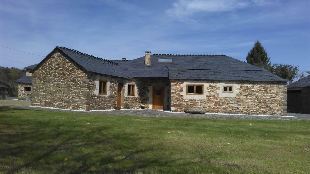 Casa Do Grilo Pensionat Monfero Exteriör bild