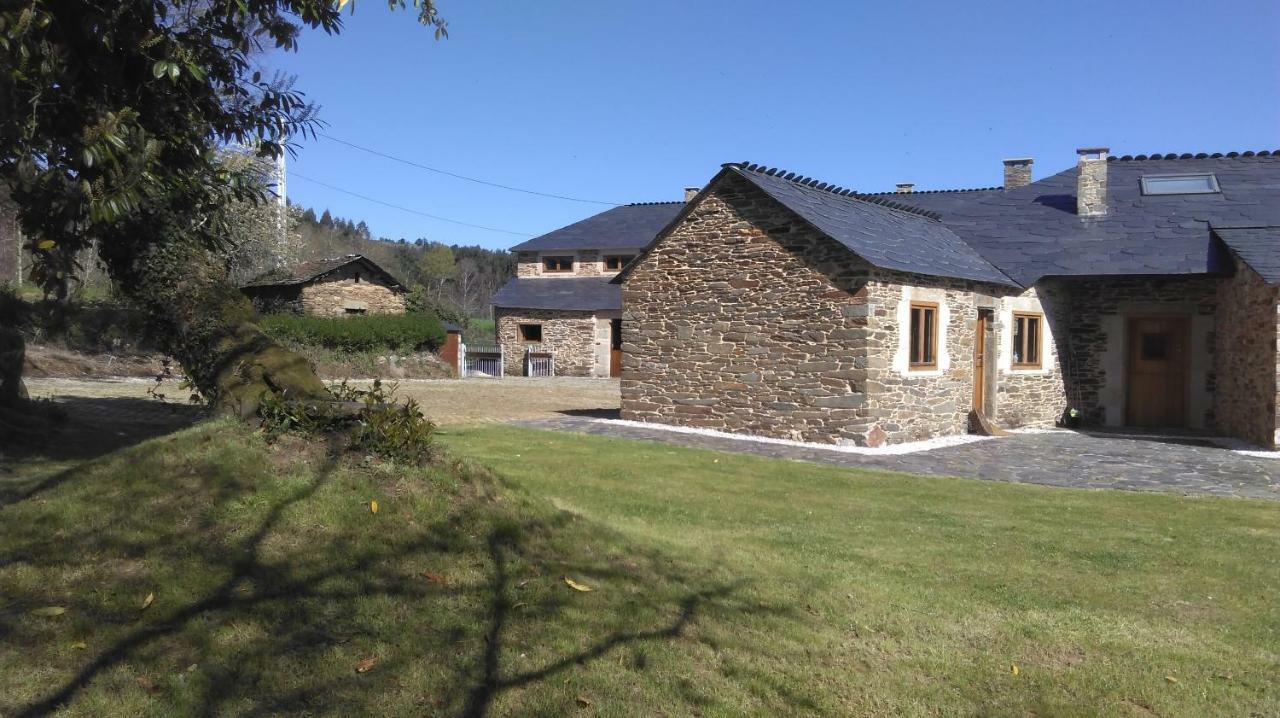 Casa Do Grilo Pensionat Monfero Exteriör bild