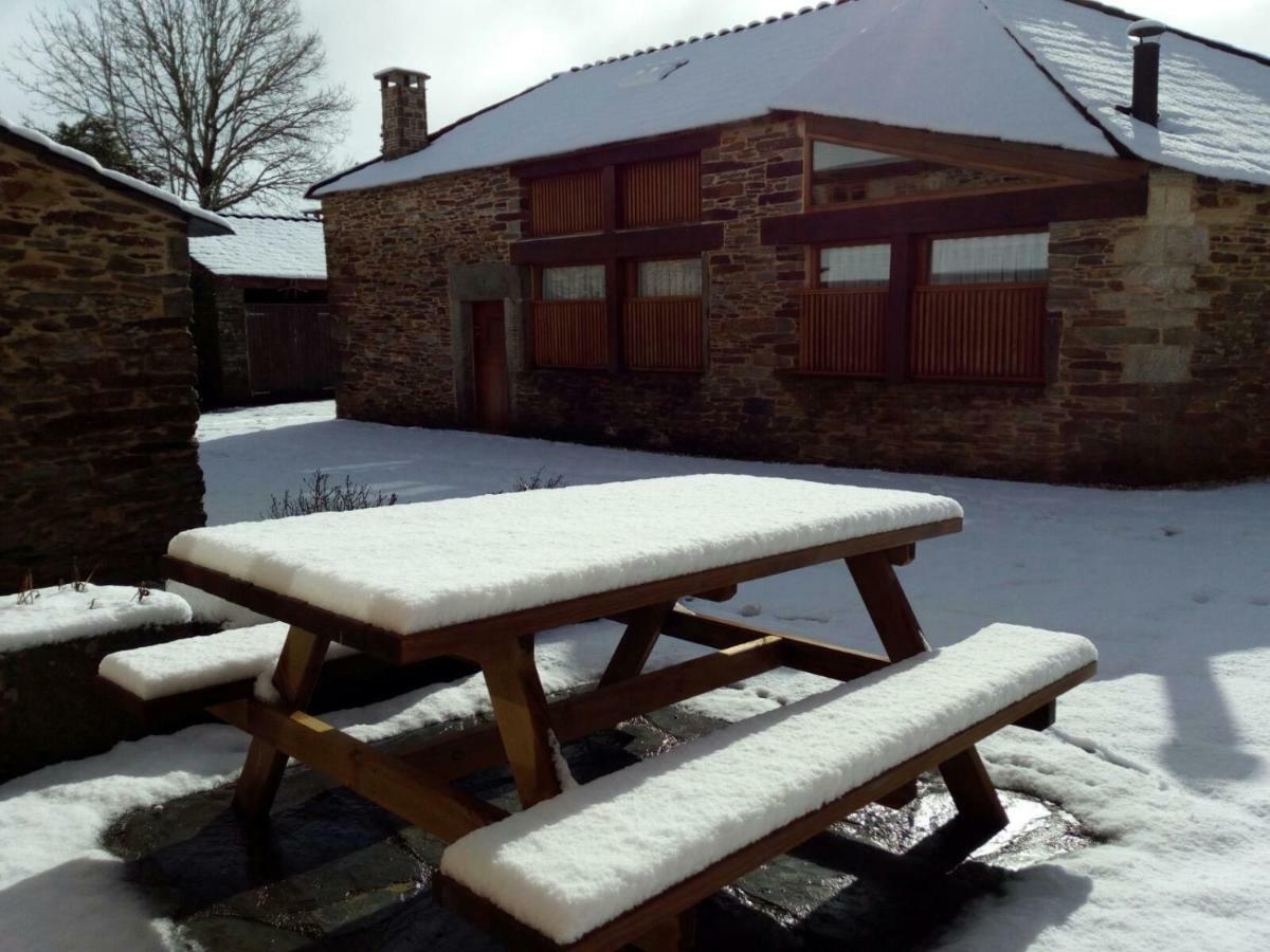 Casa Do Grilo Pensionat Monfero Exteriör bild