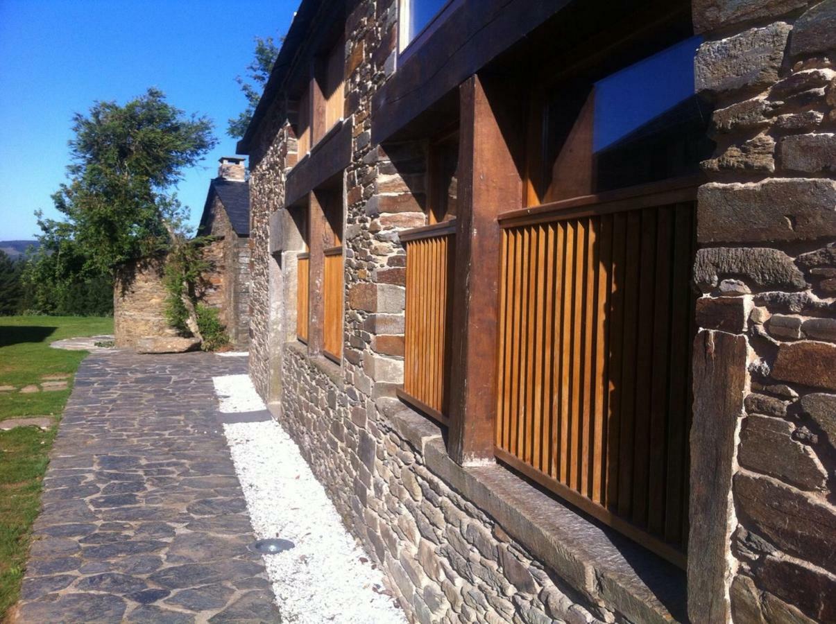 Casa Do Grilo Pensionat Monfero Exteriör bild